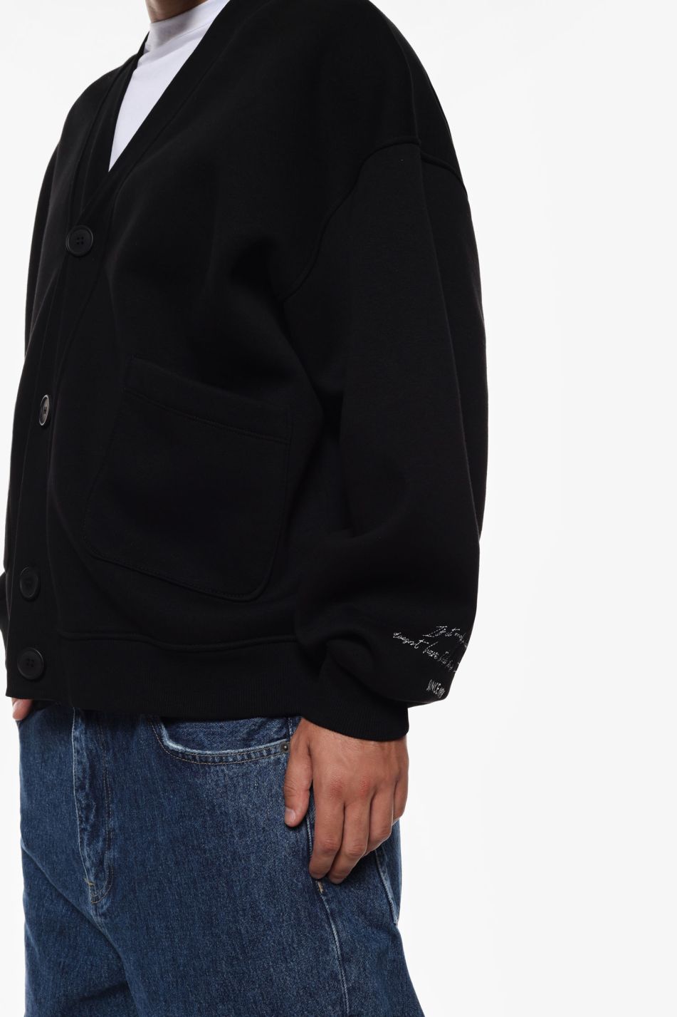 FELPA CON ABBOTTONATURA E TASCHE