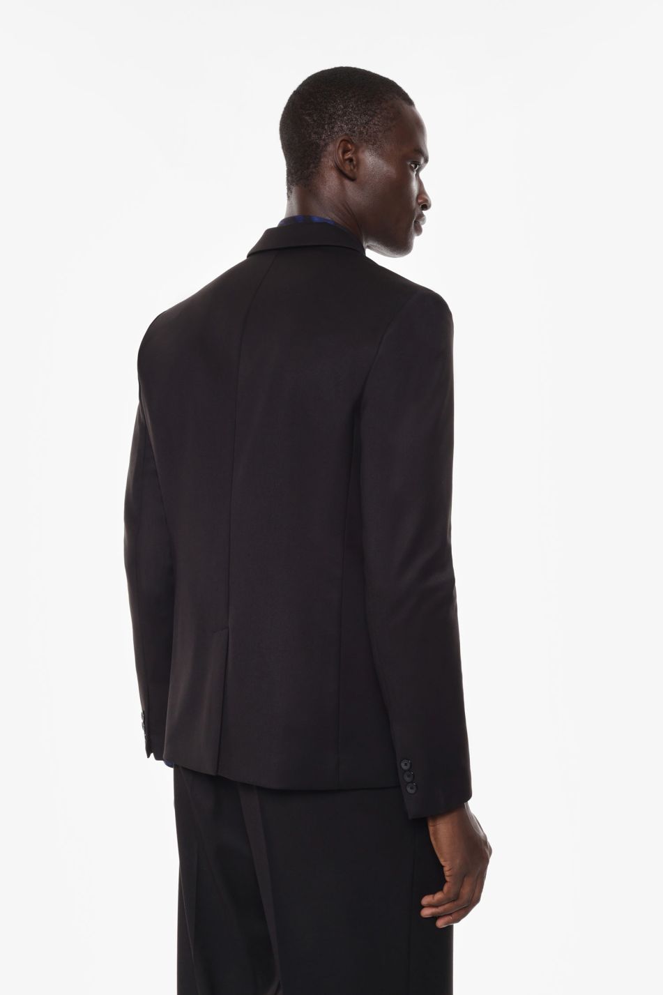 BLAZER A BOTTONI SINGOLI DAL SAPORE CLASSICO